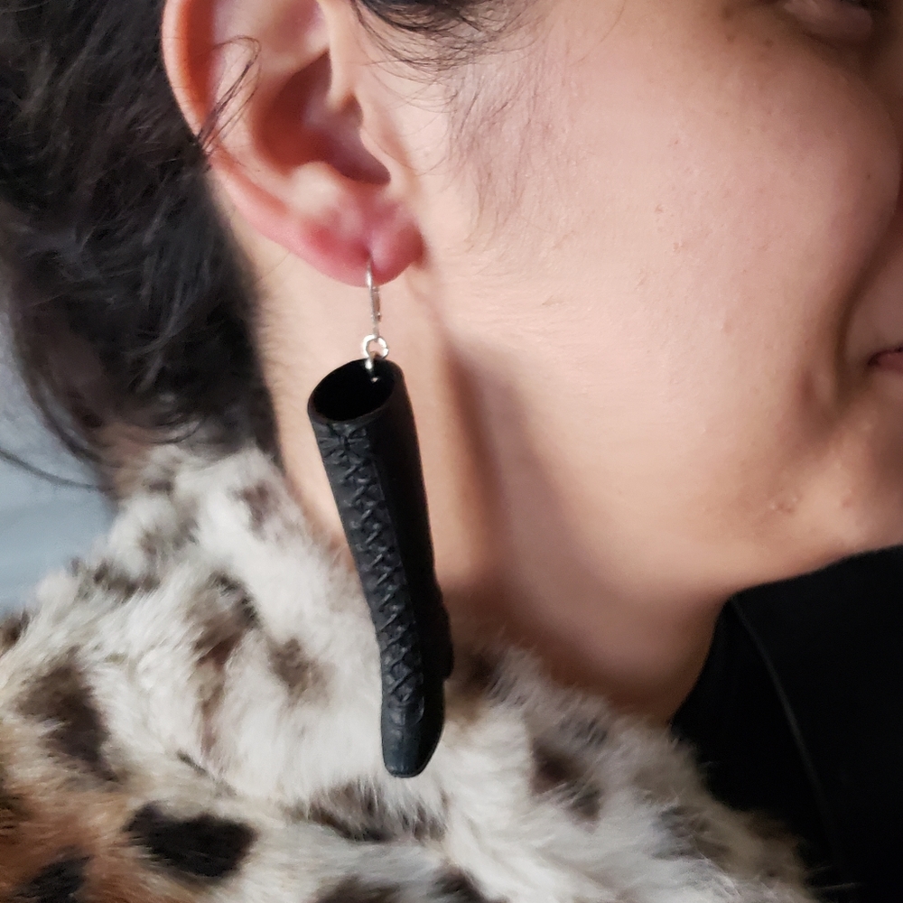 Ear Boots - Picture 2 of 3
